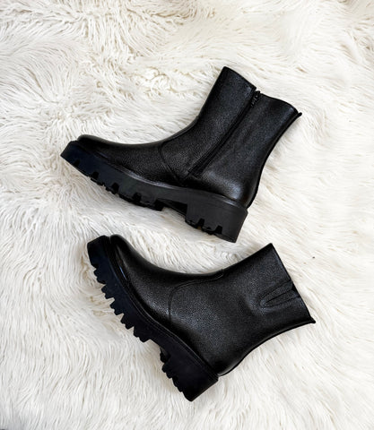 NEW Bocanci damă din piele naturală si talpa groasa CloseUp negru