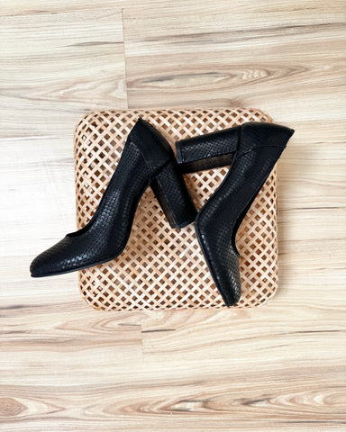 Pantofi Sexy Kiss Negru Sarpe