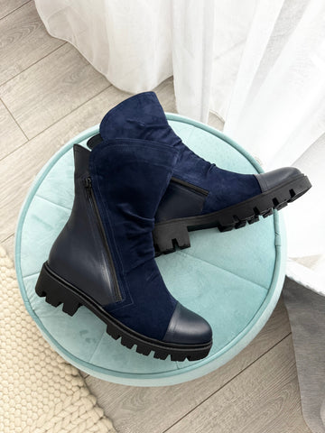 Bocanci damă din piele naturală bleumarin cu talpă groasă Escape Reality