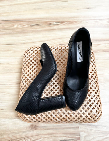 Pantofi Sexy Kiss Negru Sarpe