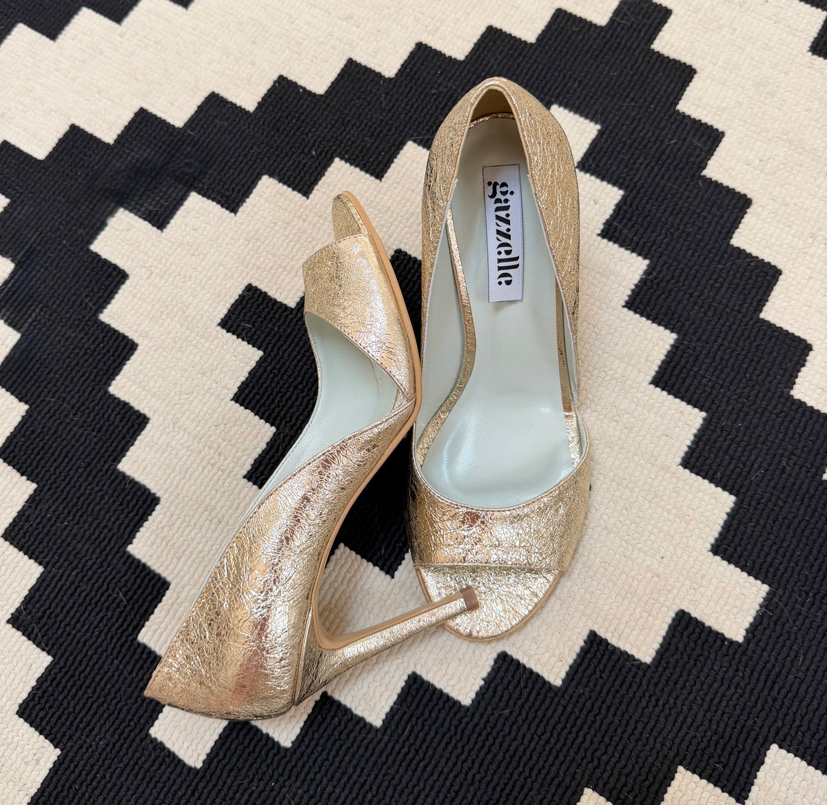 NEW Sandale Ultra Sexy Auriu