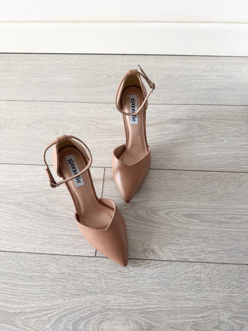 NEW Pantofi damă din piele naturală – Bej închis, cu toc subțire și bareta pe gleznă International Star