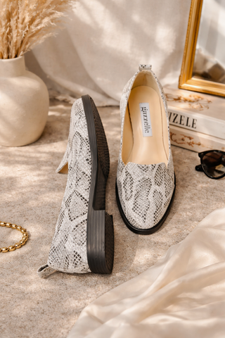 Mocasini Little Sweet Kiss Sarpe Alb Negru