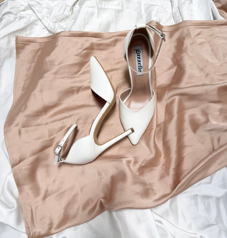 NEW Pantofi International Star Alb