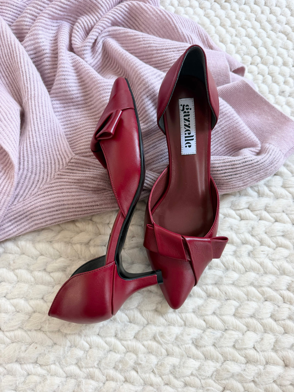 Pantofi damă din piele naturală – Grena cu toc subțire și fundă elegantă Smile and Love