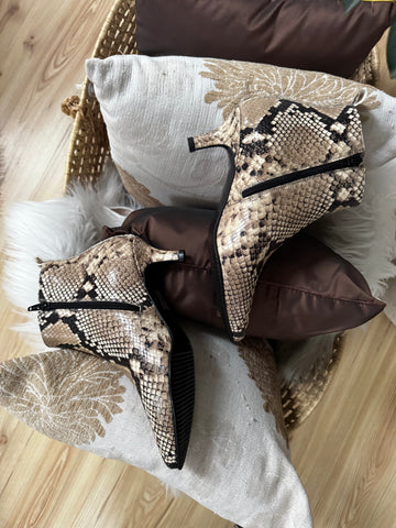 Botine Simple Sarpe Mustar